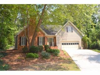 510 Farm Cove Ct, Roswell, GA 30075-4272