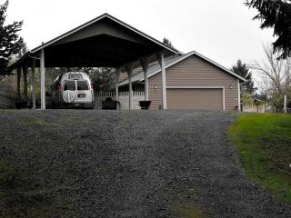 1665 Churchill Dr, Oakland, OR 97462-9512