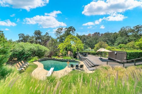 3956 Rustic Ln, Vacaville, CA 95688-9767