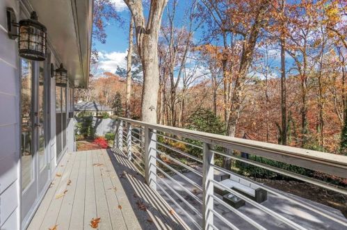 4175 Harrogate Dr, Atlanta GA  30327-3624 exterior