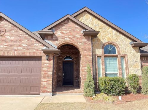 316 Running Water Trl, Fort Worth TX  76131-4563 exterior