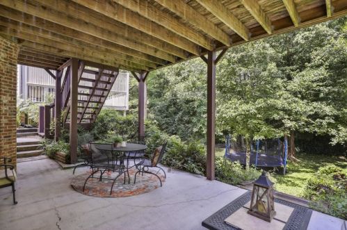 1520 Markan Dr, Atlanta GA  30306-2226 exterior