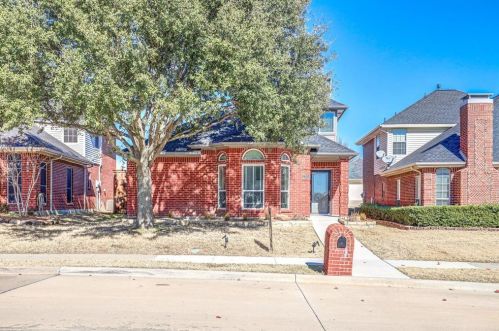 1320 Riley Dr, Carrollton, TX 75007-1140