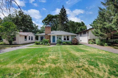 1202 Hoyt Ave, Saint Paul MN  55106-1131 exterior