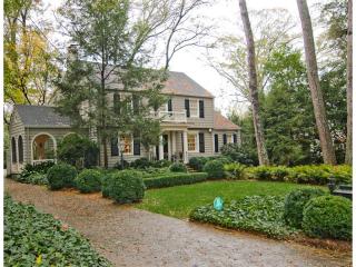 396 Whitmore Dr, Atlanta, GA 30305-4058