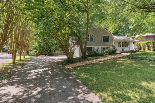 318 Kirkpatrick Dr, Marietta, GA 30064-3133