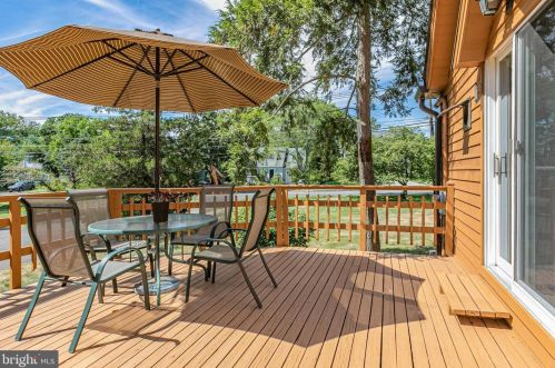 151 Snowden Ln, Princeton NJ 08540-3917 exterior