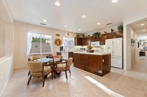 17617 Cedarwood Dr, Riverside CA  92503-7038 exterior