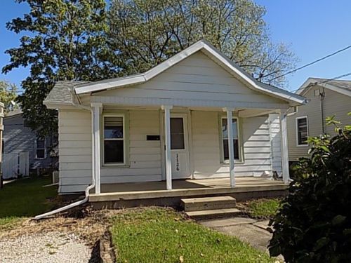 1126 Sycamore St, Ottawa, IL 61350-1854