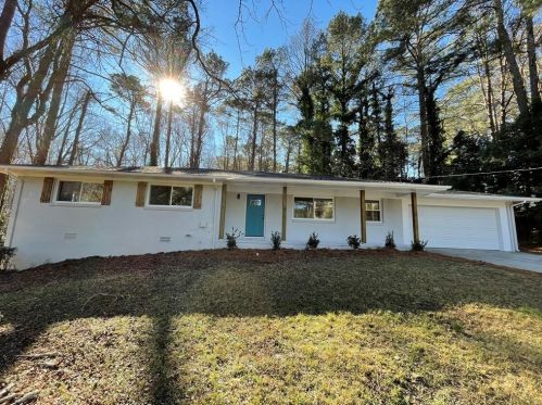 3522 Dl Ln, Atlanta GA  30331-2516 exterior