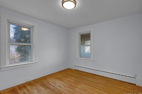 11 Frederick St, Killingly CT  06239-2709 exterior