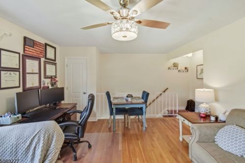 318 Pitney Pl, Morristown, NJ 07960-6195
