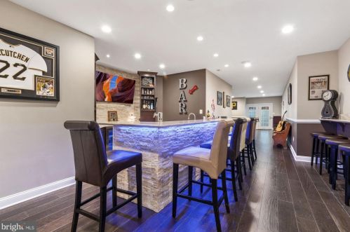 1500 Sandy Glenn Pl, Sandy Spring MD  20860-3007 exterior