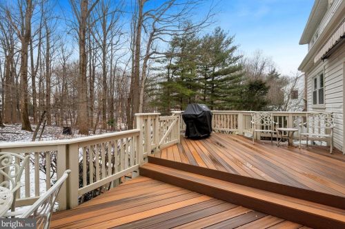 704 Pebble Bch Dr, Silver Spring MD 20904-3576 exterior