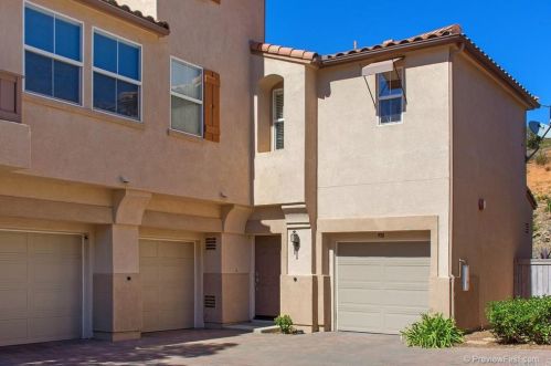 990 Pearleaf Ct, San Marcos, CA 92078-5300