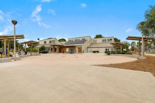 2 Wadsworth, Irvine CA  92620-3722 exterior