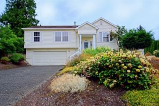 2417 101st St, Everett, WA 98208-4228