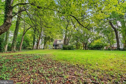 9910 Gardiner Ave, Silver Spring MD 20902-5111 exterior