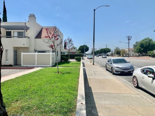 20232 Arrow Hwy, Covina, CA 91724-1554