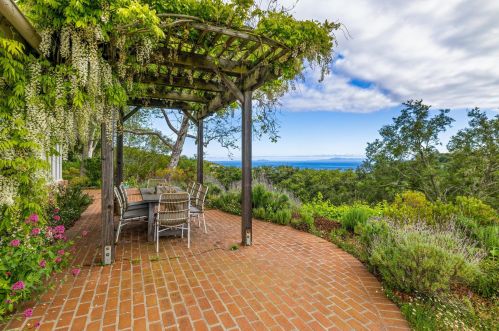 2870 Valley Rd, Santa Barbara, CA 93108-1612