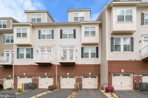 4853 Dane Ridge Cir, Woodbridge, VA 22193-6520