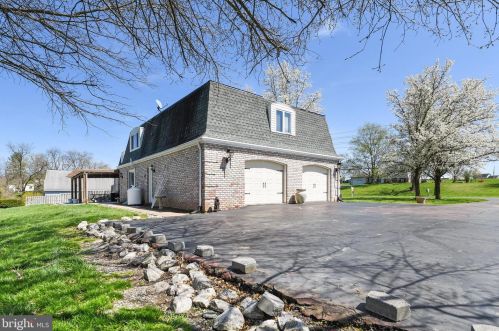 2735 Ritner Hwy, Carlisle PA  17015-9428 exterior