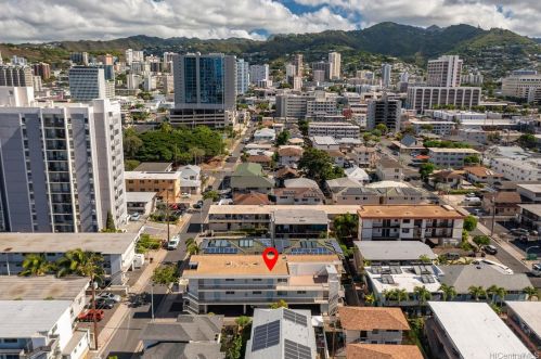 711 Alder St, Honolulu HI  96814-2910 exterior