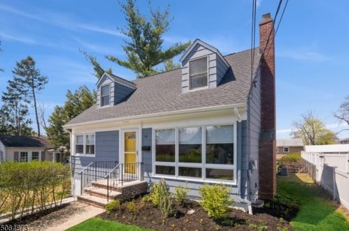 19 Fundus Rd, Town Center, NJ 07052-3510