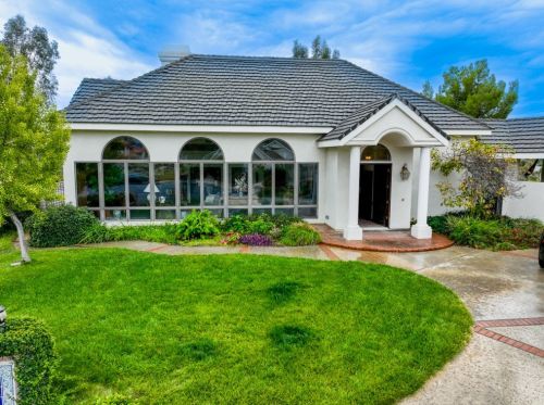 718 Afton Ct, Redlands, CA 92374-6343