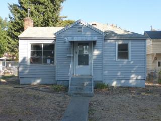 2310 Maxwell Ave, Spokane WA  99201-2916 exterior
