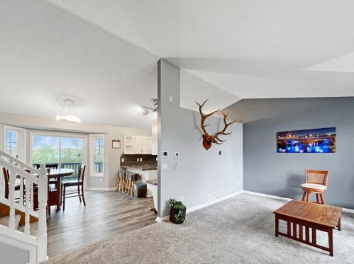 2533 Radisson Woods Dr, Minneapolis MN  55449-5320 exterior