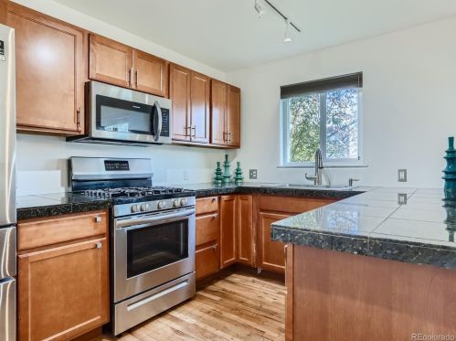 2825 Garfield St, Denver CO  80205-5044 exterior