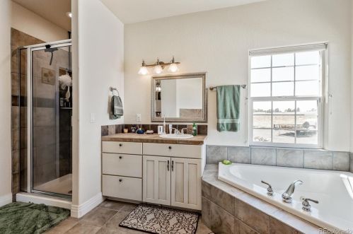 625 Coyote Trl, Elizabeth CO 80107-8598 exterior