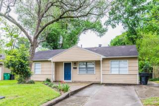 7011 Jalna St, Houston TX  77055-2237 exterior