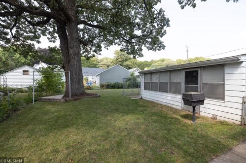 1391 Alaska Ave, Saint Paul MN  55116-2339 exterior