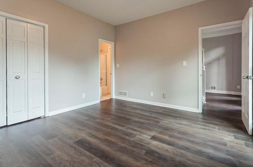 810 Mabry Rd, Atlanta GA  30328-2662 exterior