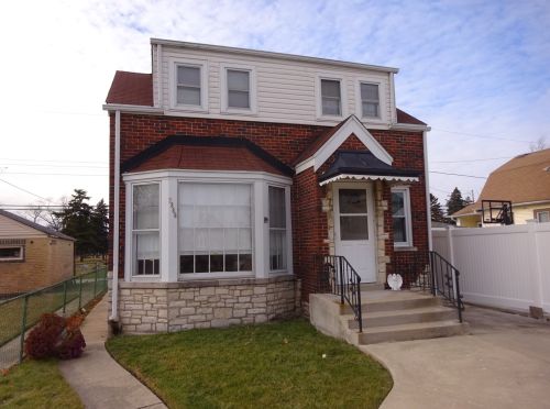 3866 Ottawa Ave, Chicago, IL 60634-2125