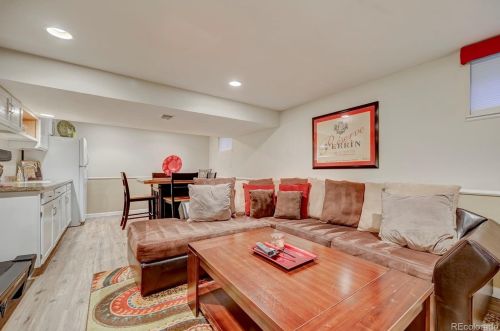 8754 Phillips Pl, Englewood CO 80112-3350 exterior