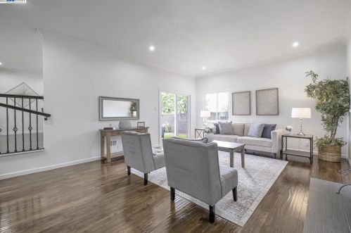 1142 Tamalpais Pl, Hayward, CA 94542-1037