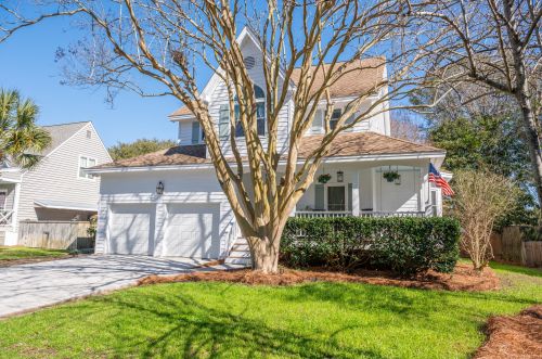 1512 Old Village Dr, Mount Pleasant, SC 29464-4939