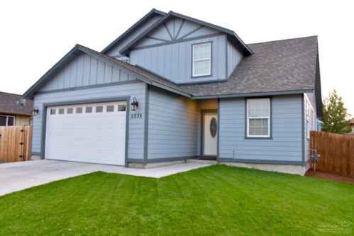 2235 Nez Perce Ct, Eagle Crest, OR 97756-8356