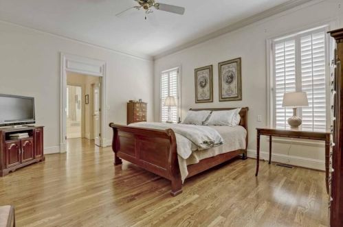 130 High Point Walk, Atlanta GA  30342-2480 exterior