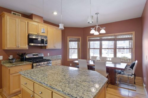 2479 Grey Eagle Cir, Saint Paul MN  55129-6221 exterior