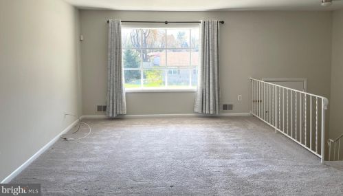3904 Forge Dr, Woodbridge VA  22193-2214 exterior