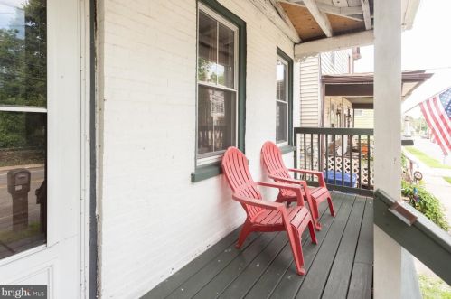 331 New York Ave, Columbus, NJ 08022-2019