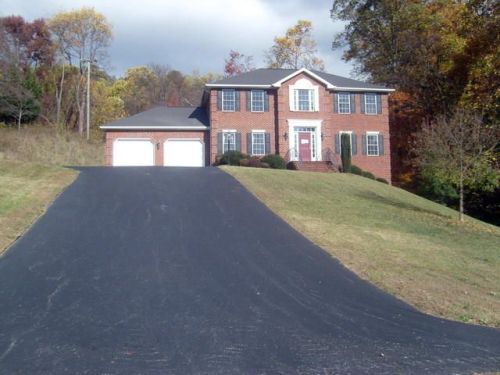4436 Pine Spur Rd, Vinton, VA 24179-1145