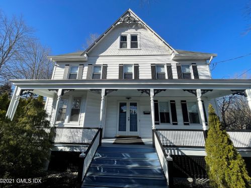 9 Glenville St, Greenwich CT  06831-3636 exterior