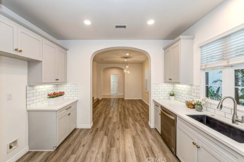 3105 Anacapa Way, Anaheim CA  92801-6154 exterior