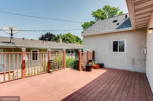 1655 Fernwood St, Saint Paul MN  55108-2220 exterior