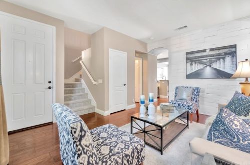 4 Solstice Dr, San Juan Capistrano, CA 92694-0719